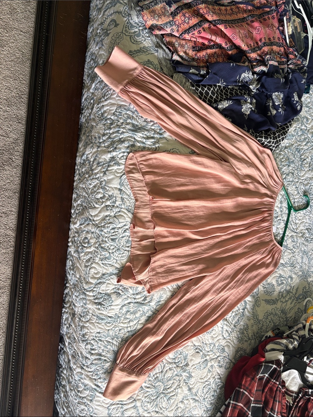 Old Navy Blush Peasant Blouse in Dusty Pink
